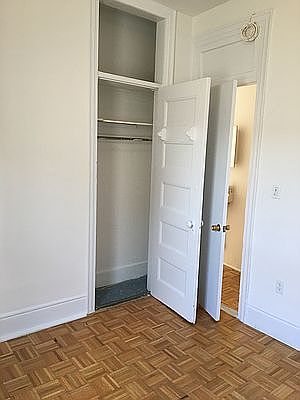 4th image of 543 W 49th St APT 46