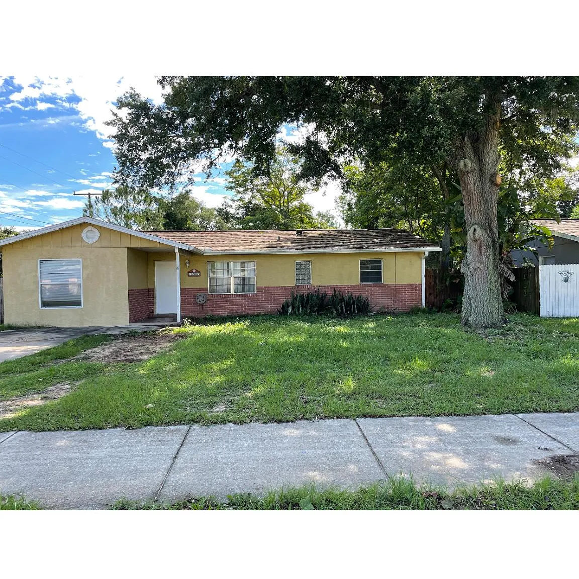 3 bed, 1429 sqft, $1,950 — Photo 1