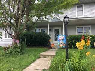 857 Greenbriar Ln, Danville, PA 17821