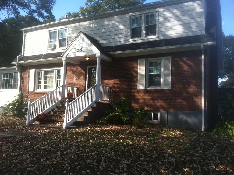 25 Treadwell Cir — Photo 1