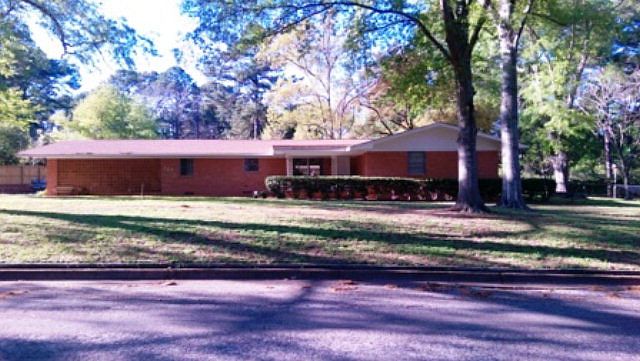 1st image of 127 Meadowbrook Dr