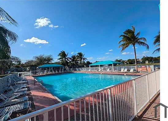 3 bed, $2,500 — Photo 1