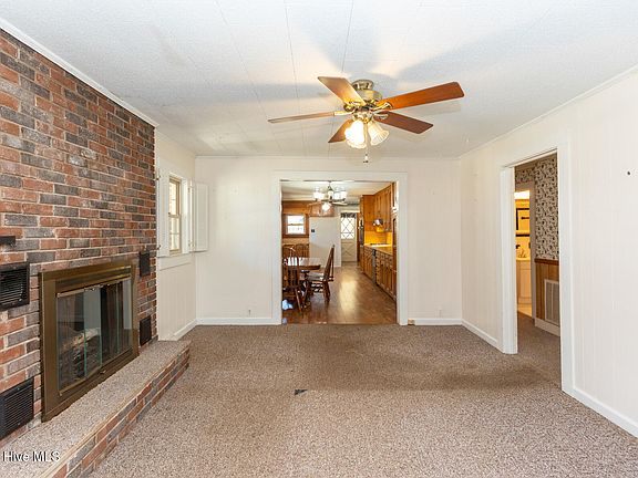 2nd image of 600 Mount Carmel Road