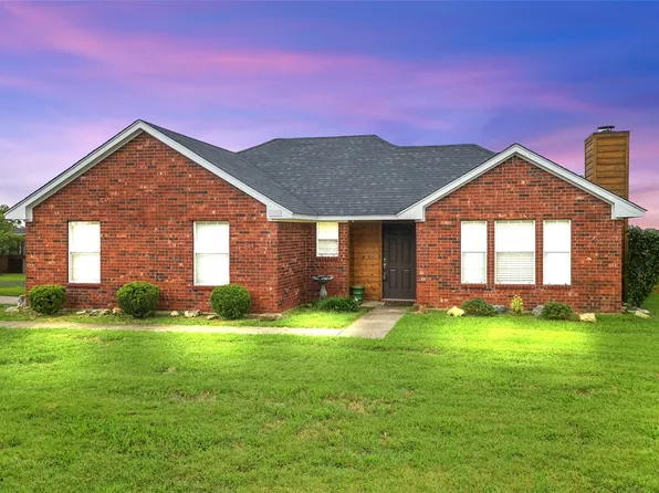 1103 Oak Creek Rd, Red Oak, TX 75154