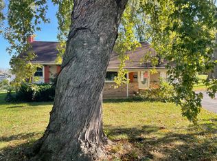 39 Springville Rd, Mount Joy, PA 17552