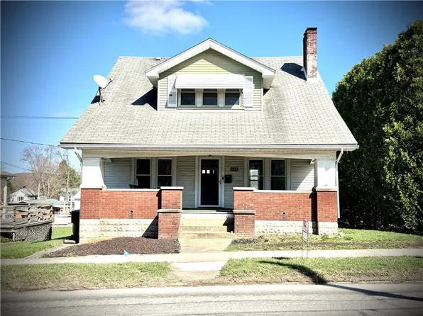 134 N Market St, New Wilmington, PA 16142