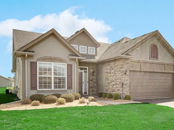 825 Grand Haven Way, Schererville, IN 46375