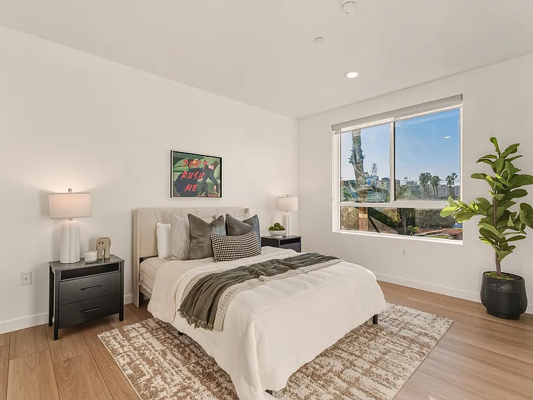 The Sophia - 1759 N Gower St — Photo 76