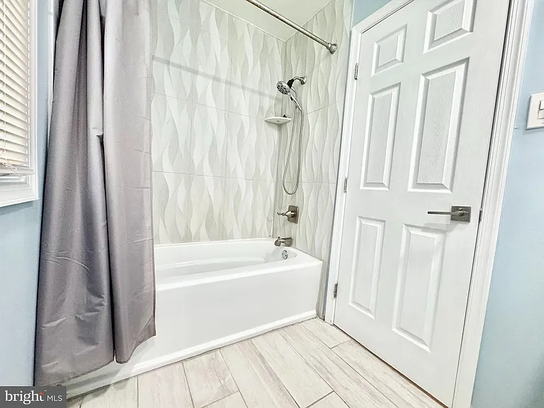 129 New Albany Rd #A — Photo 14
