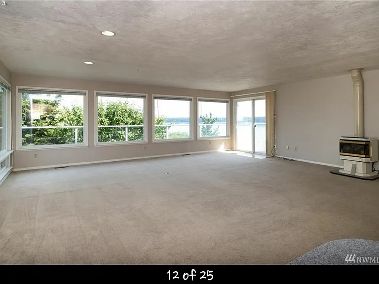 5448 Marian Dr NE — Photo 8