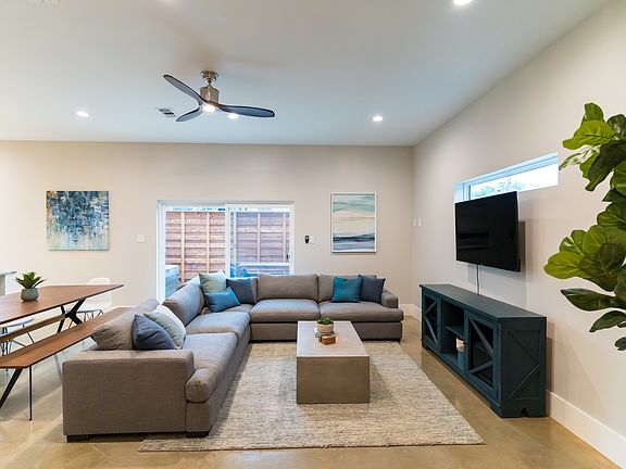 4th image of 180 S Cisco St