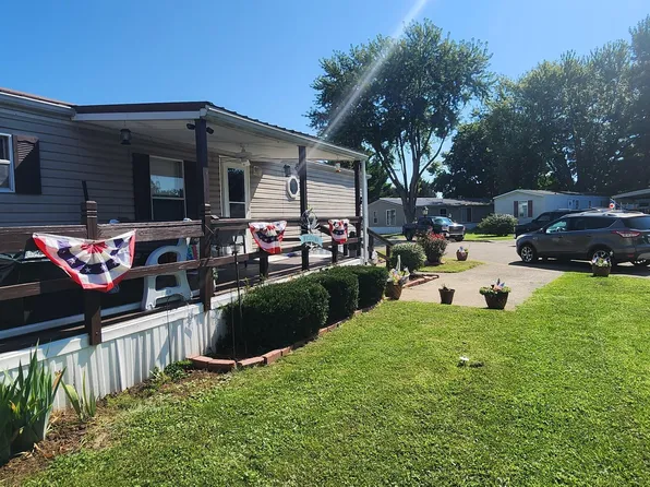 189 Parklawn Dr, Circleville, OH 43113