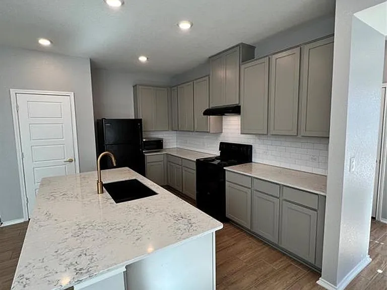 6516 Carriage Pines Dr — Photo 6