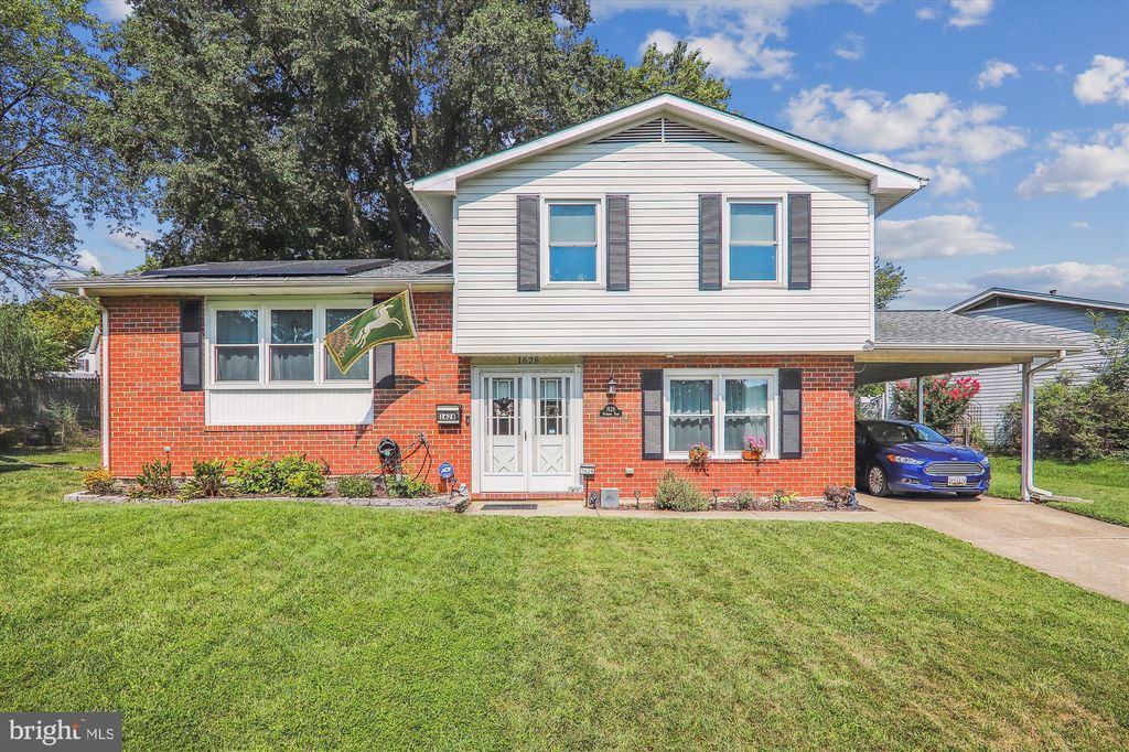 1628 Weyburn Rd, Rosedale, MD 21237