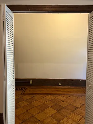 Rented by CNYC Apartments | media 12