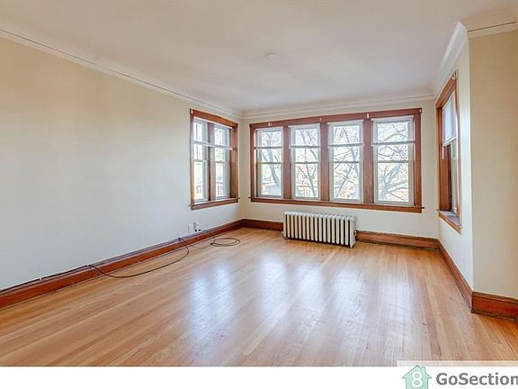 4th image of 3006 W 64th St #1W