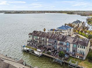 18607 Sandy Cv, Houston, TX 77058