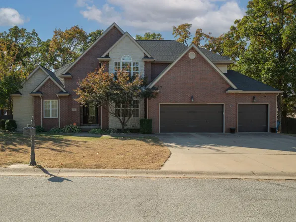 106 Van Dusen Drive, Carl Junction, MO 64834