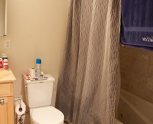 5th image of 23 Aspinwall Ave #1KR