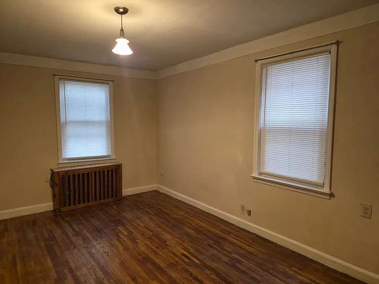 Bed room