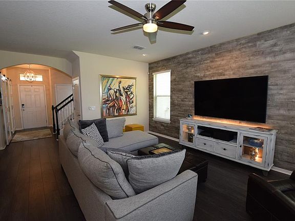 5th image of 8238 Bayview Crossing Dr