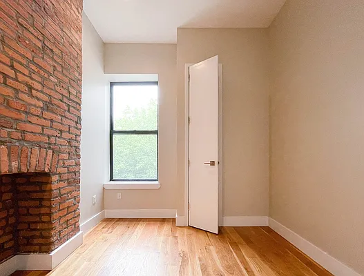 Rented by JB Mac Real Estate Inc. | media 5