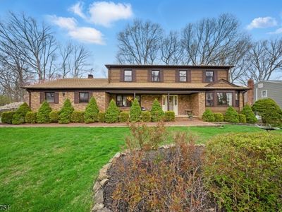 9 Gristmill Rd, Cedar Knolls, NJ, 07927