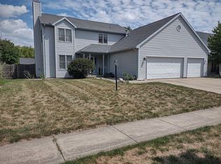 3010 Cherry Hills Dr, Champaign, IL 61822