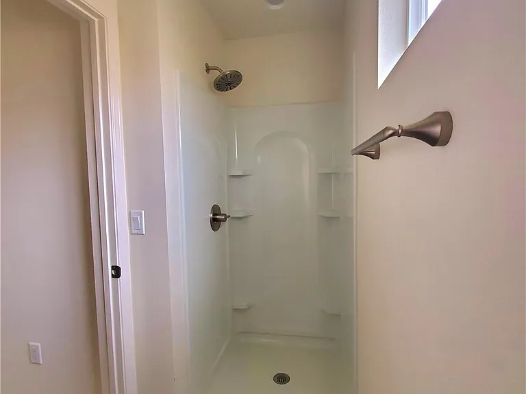 10341 Western Ave — Photo 8