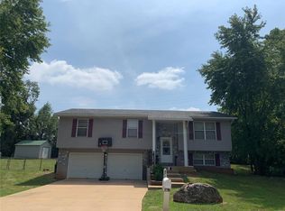 3 Bradley Ct, Desloge, MO 63601