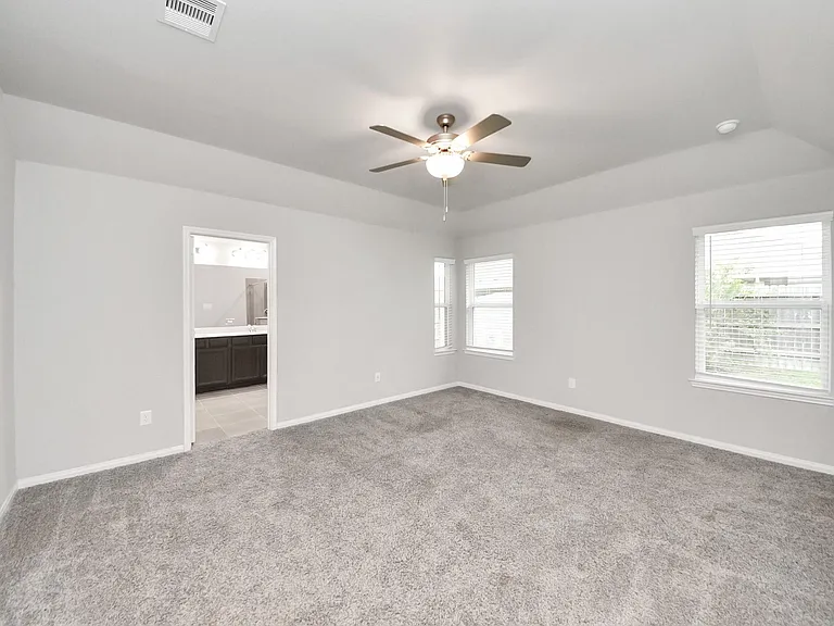 518 Ellwood Terrace Ln — Photo 19