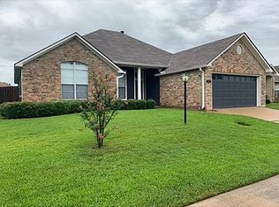 9833 Paragon Ln, Shreveport, LA 71115