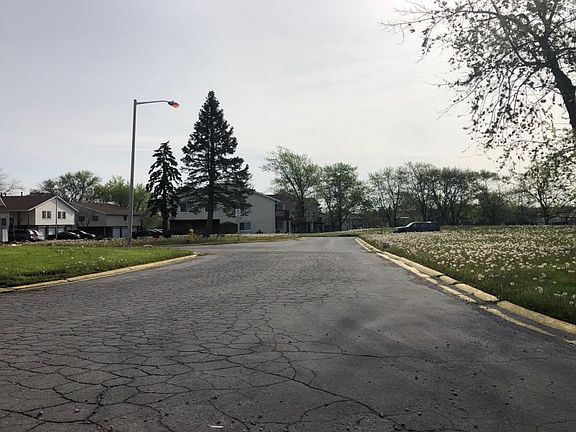 5th image of 737 Sandpiper Ct