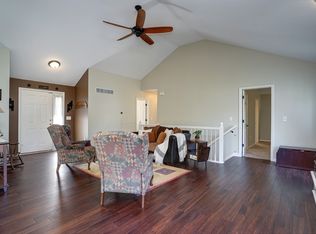 21832 S Vine St, Spring Hill, KS 66083