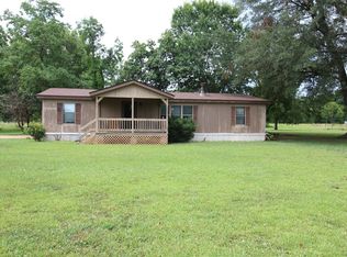 871 Smith Rd, Elm Grove, LA 71051