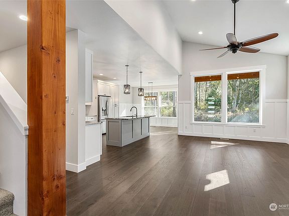 3rd image of 9054 Sea Mist Lane