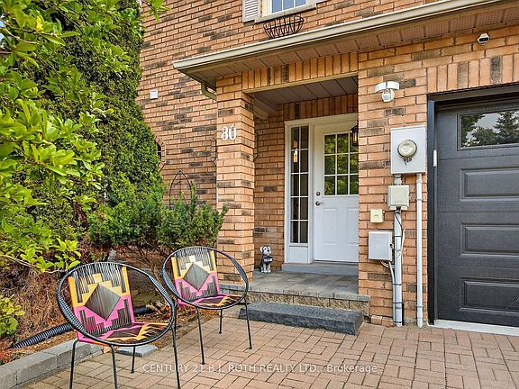 2nd image of 80 Bruce Cres