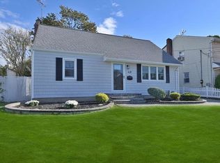 49 Marvin Ave, Uniondale, NY 11553