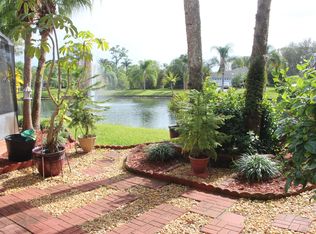 5855 40th Ln, Vero Beach, FL 32966