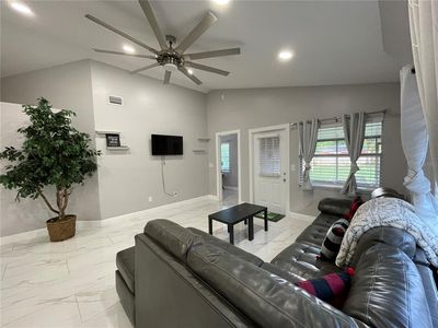 8001 N Gomez Ave, Tampa, FL, 33614