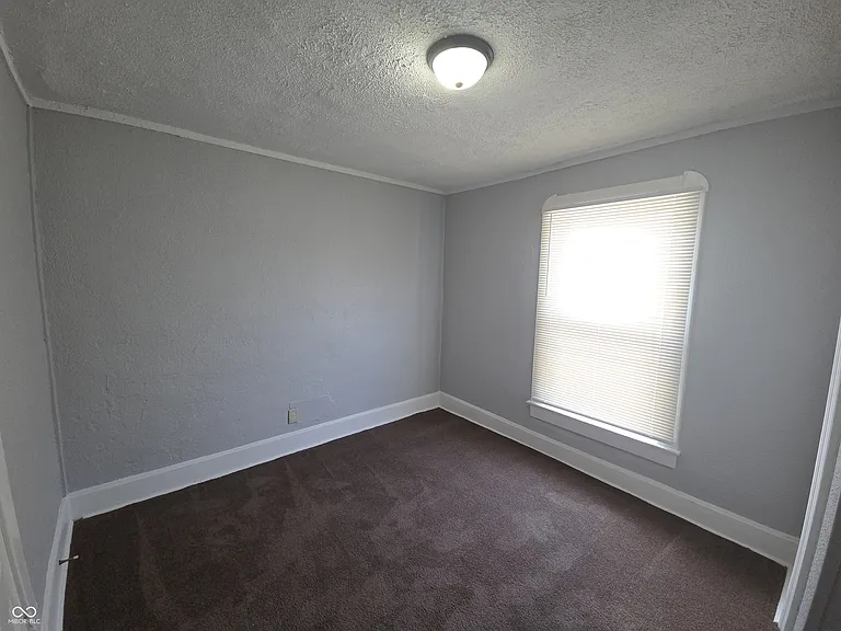 518 W 28th St — Photo 16