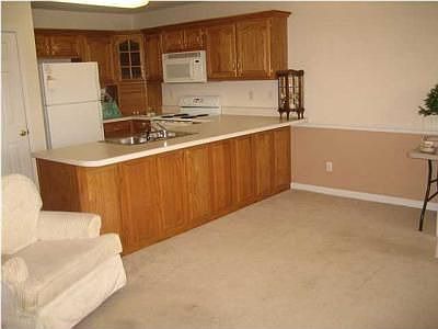 2nd image of 17 Flagstone Dr
