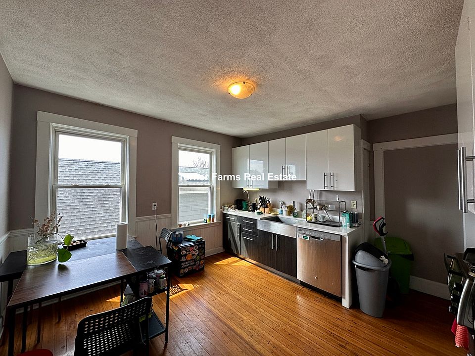 1st image of 21-23 Granite St #3B