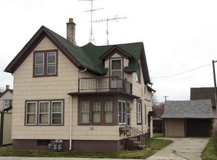 1933 N 15th St, Sheboygan Fls, WI 53081