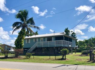 274 Smallwood Dr, Chokoloskee, FL 34138