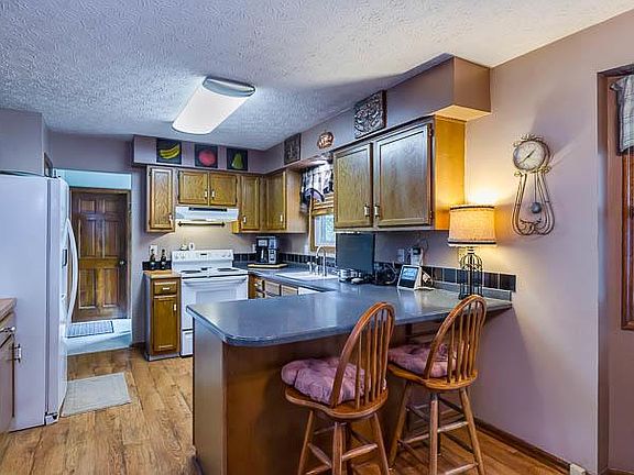 5th image of 538 Whitson Dr