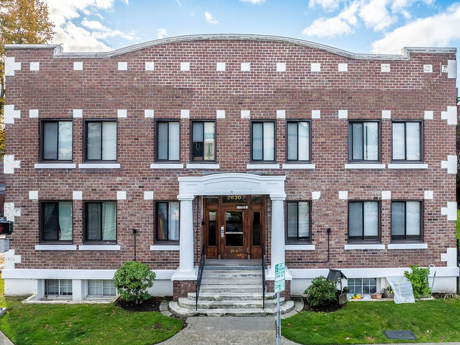 The Bayside Collection — Photo 2