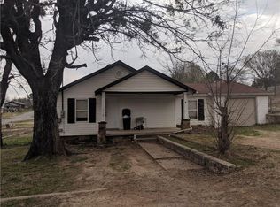 318 Scott St, Arkoma, OK 74901