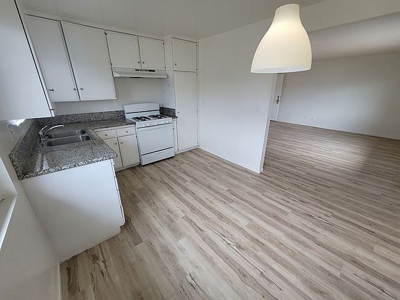 5th image of 25238 Taylor St APT C