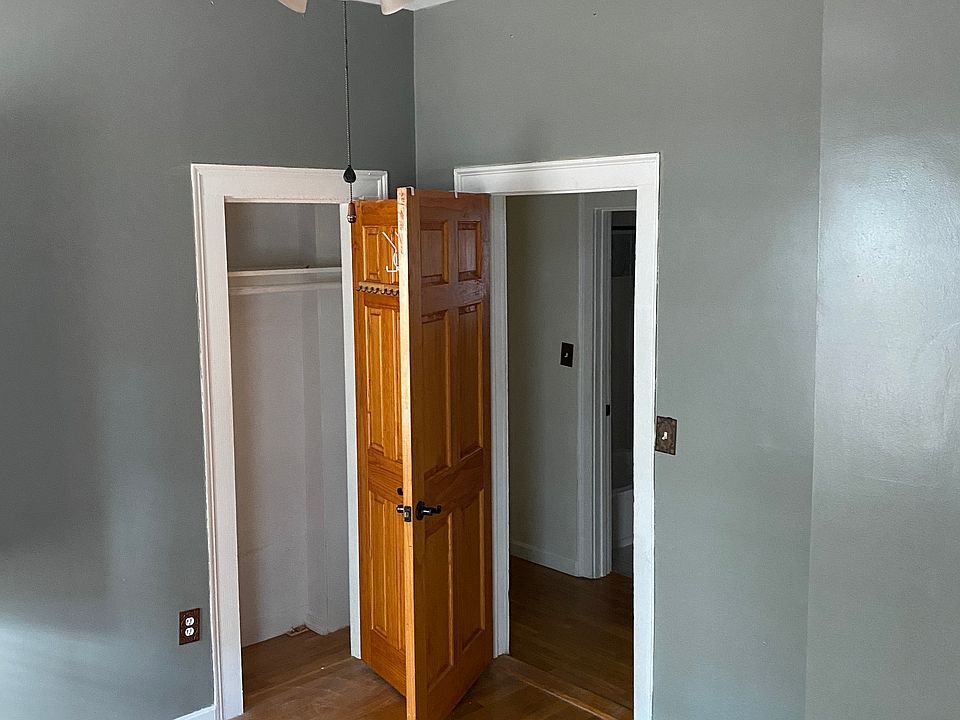 1st image of 49 Copeland St